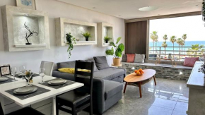 Diamond 2bed apartment with jacuzzi by the sea